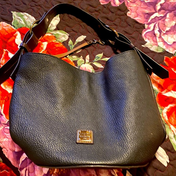 Authentic Dooney & Bourke Purse - Picture 1 of 1
